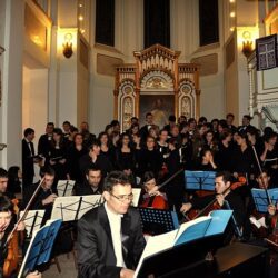 ORATORIUL MESIA (HANDEL) - BISERICA LUTERANA - 5 DECEMBRIE 2010 - INAINTE DE INCEPEREA CONCERTULUI